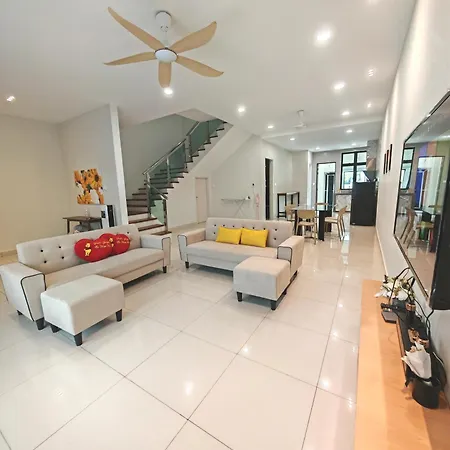 Novus Spring Double Storey House Keluang Luaran gambar