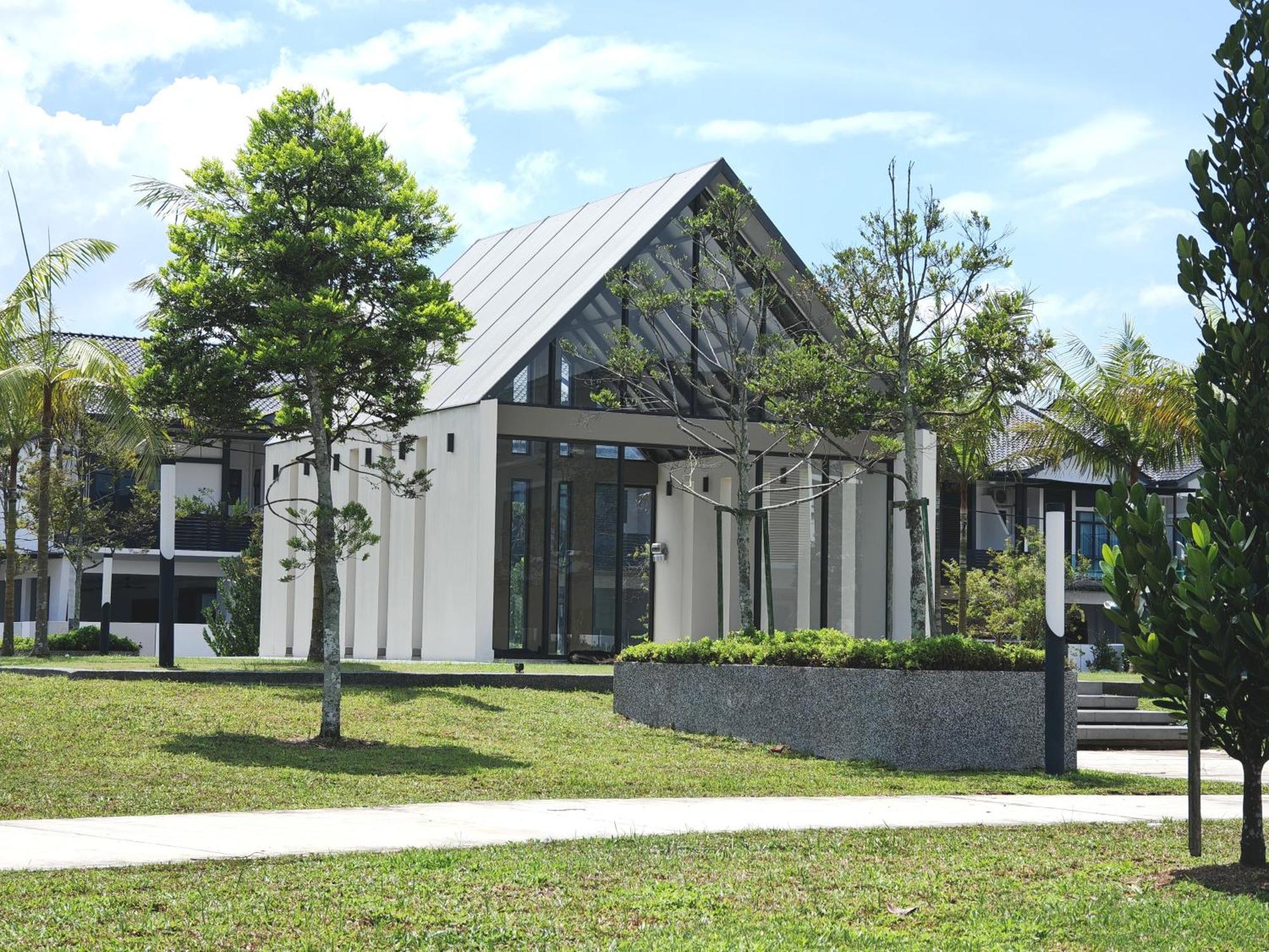 Novus Spring Double Storey House * Kluang