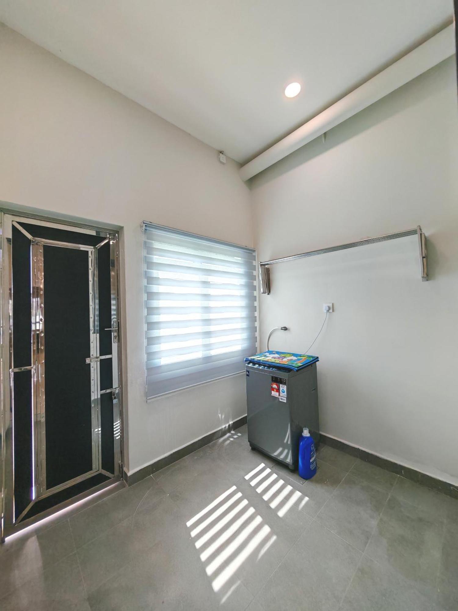 Novus Spring Double Storey House Holiday home Kluang